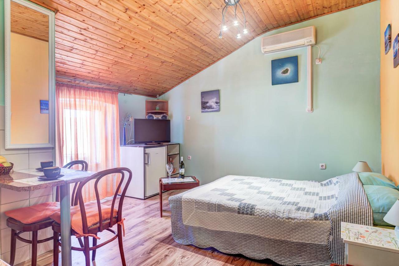 Apartment In Center Pula Zewnętrze zdjęcie